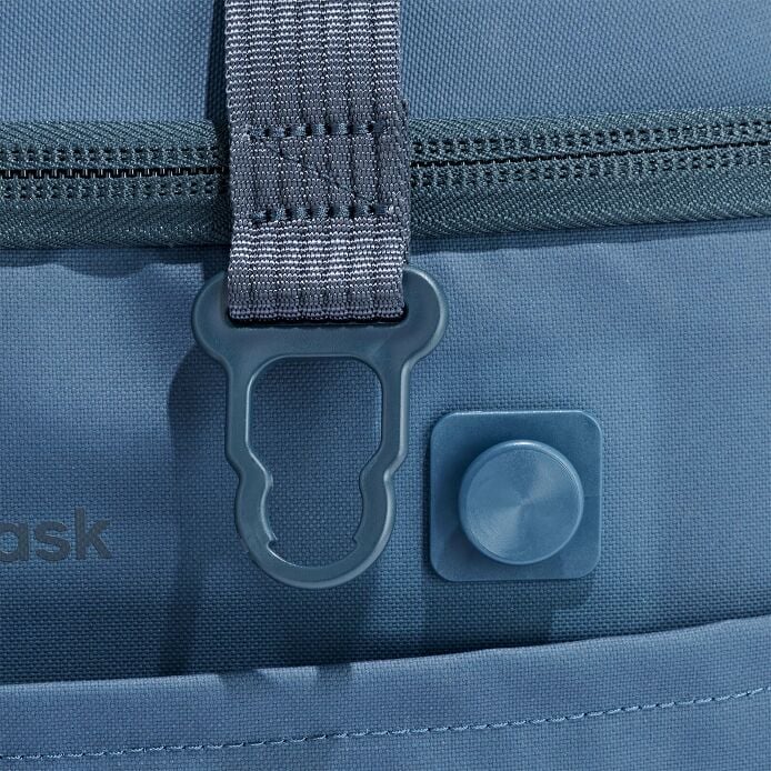 Carryout™ Soft Cooler 10 L - Image 11